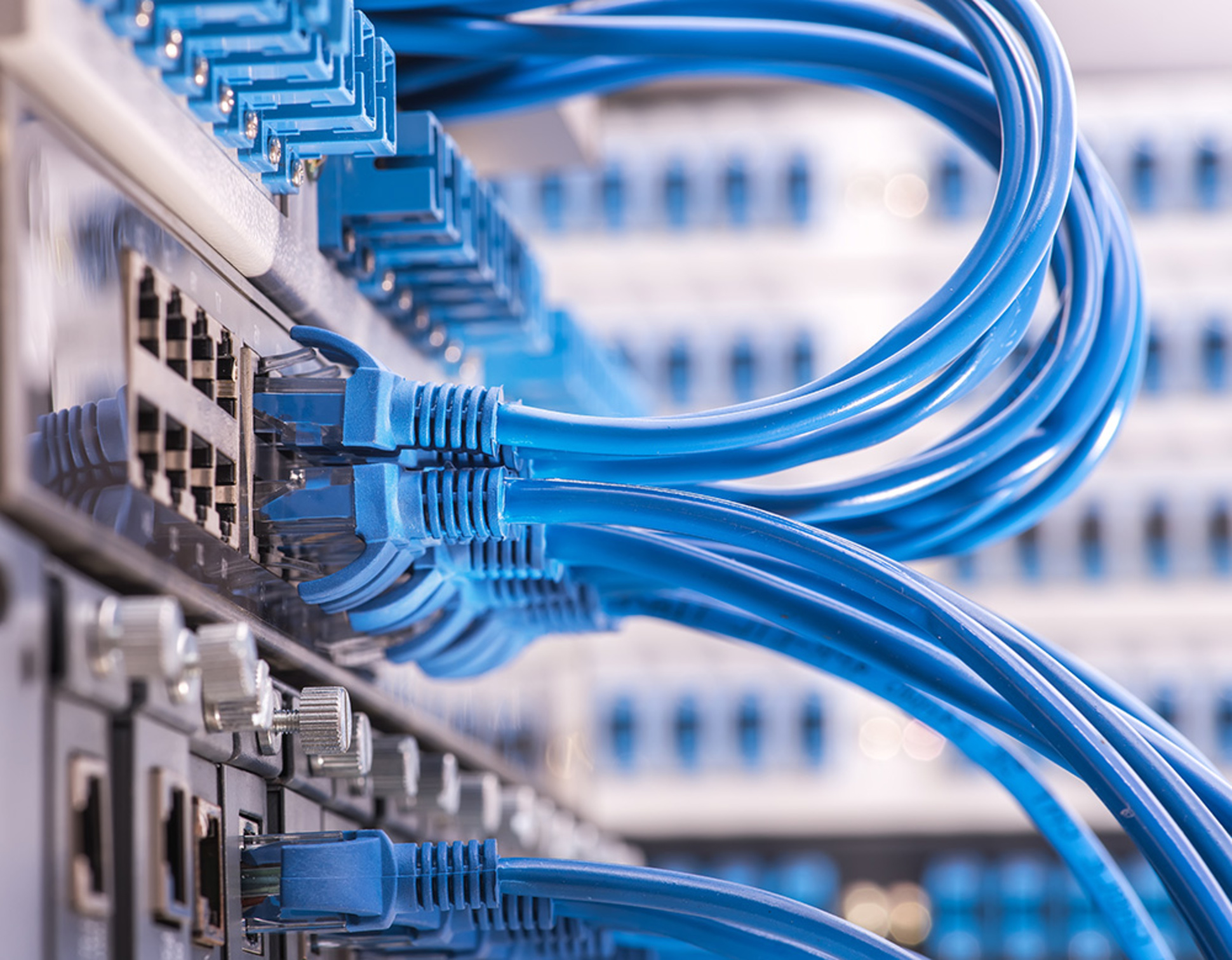 Netzwerktechnik bei B. Breuer  Elektrotechnik in Waldbrunn